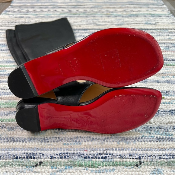 Christian Louboutin From Sand Flat Leather Sandals - Picture 12 of 16